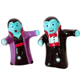 3.5" Hugging Vampires Magnetic Ceramic Salt and Pepper Shakers Set - Magick Magick.com