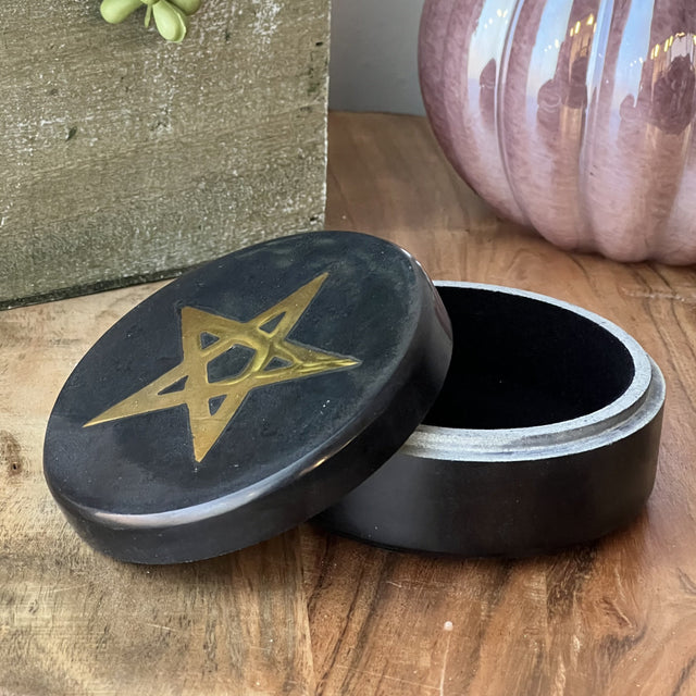 4" Black Soapstone Lined Box with Pentagram Brass Inlay - Magick Magick.com