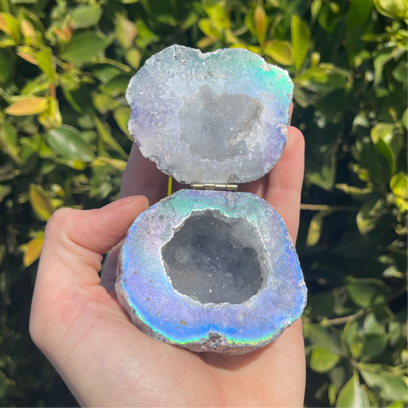 Natural Geode Agate Jewelry Box with Druzy - .32 lbs (2.75 x 2.5 x 2.25 inch) - Magick Magick.com